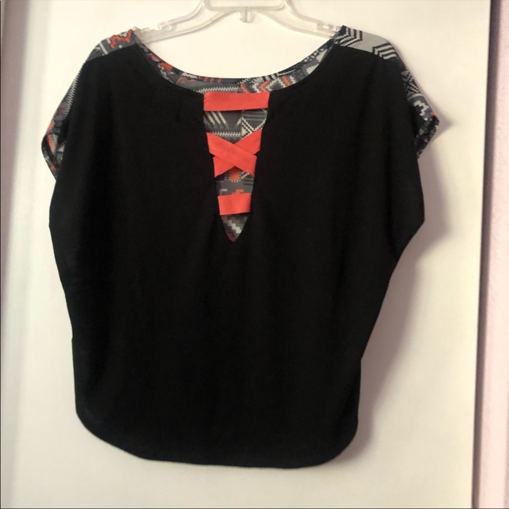 Sheer Geometric Top - Picture 3 of 3